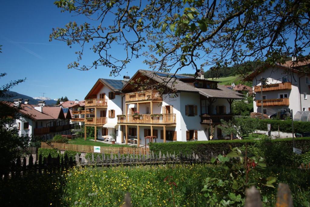 Haus Santner Apartment Fiè Екстериор снимка
